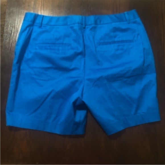 NEW COLDWATER CREEK PEACOCK Blue size16 Bermuda shorts Stretchy comfy summer - Picture 3 of 7
